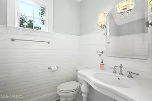 386 Westover Rd, Stamford, CT 06902 - Photo 15
