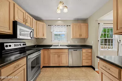 150 Prospect Street #26, Greenwich, CT 06830 - Photo 9