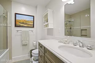 64 Caroline Pl, Greenwich, CT 06831 - Photo 23