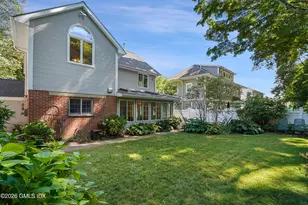 64 Caroline Pl, Greenwich, CT 06831 - Photo 25