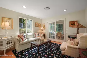 64 Caroline Pl, Greenwich, CT 06831 - Photo 15