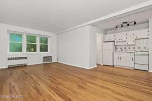 52 Lafayette Pl, Greenwich, CT 06830 - Photo 9