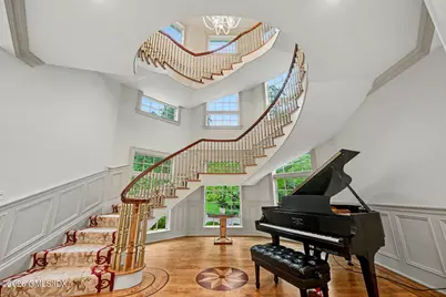 608 North Street, Greenwich, CT 06830 - Photo 3