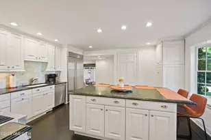 508 Round Hill Rd, Greenwich, CT 06831 - Photo 15
