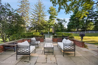 508 Round Hill Road, Greenwich, CT 06831 - Photo 9