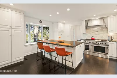 508 Round Hill Road, Greenwich, CT 06831 - Photo 13