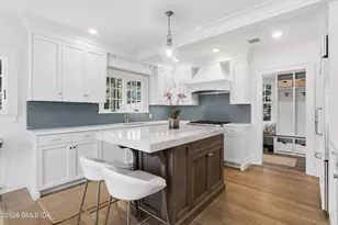 39 Edgewater Dr, Old Greenwich, CT 06870 - Photo 15