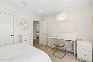 39 Edgewater Dr, Old Greenwich, CT 06870 - Photo 25