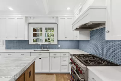 39 Edgewater Drive, Old Greenwich, CT 06870 - Photo 17