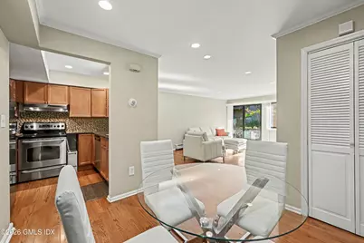 1465 E Putnam Avenue #APT 510, Old Greenwich, CT 06870 - Photo 13