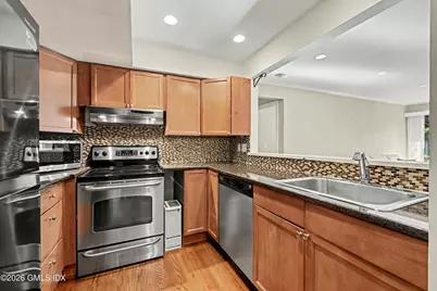1465 E Putnam Avenue #APT 510, Old Greenwich, CT 06870 - Photo 15