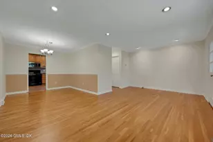 37 Sheep Hill Rd, Greenwich, CT 06878 - Photo 13