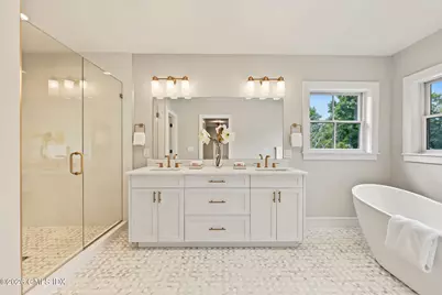 5 Hunter Street, Old Greenwich, CT 06870 - Photo 63