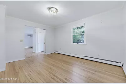 17 Arnold Street, Old Greenwich, CT 06870 - Photo 7
