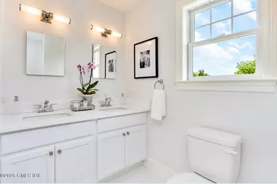 8 View Street #7, Greenwich, CT 06830 - Photo 5