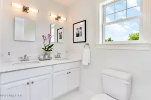 8 View St, Greenwich, CT 06830 - Photo 5