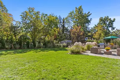 37 Midbrook Lane, Old Greenwich, CT 06870 - Photo 35