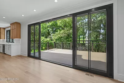 8 Somerset Lane, Greenwich, CT 06878 - Photo 7