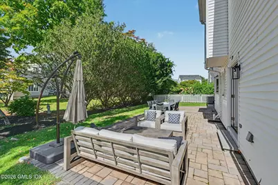 39 Sunshine Avenue, Greenwich, CT 06878 - Photo 17