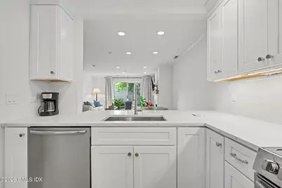 51 Forest Avenue #82, Old Greenwich, CT 06870 - Photo 9
