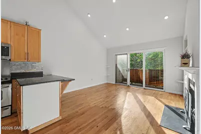 51 Old Kings Highway #16, Old Greenwich, CT 06870 - Photo 5