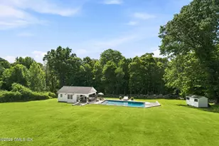 40 Great Ring Rd, Newtown, CT 06482 - Photo 27