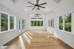 88 Indian Field Rd, Greenwich, CT 06830 - Photo 7