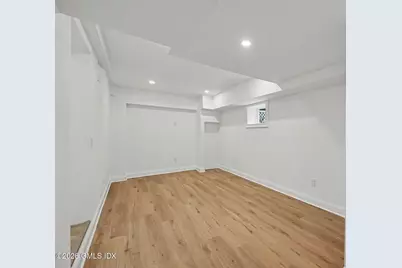 88 Indian Field Road, Greenwich, CT 06830 - Photo 21