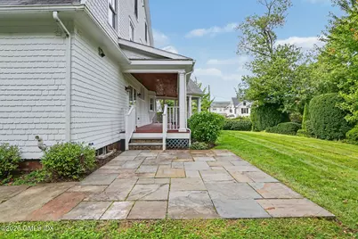 8 Highview Avenue, Old Greenwich, CT 06870 - Photo 7