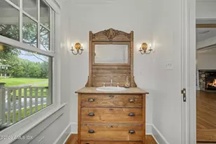 24 Hendrie Dr Ext, Old Greenwich, CT 06870 - Photo 7