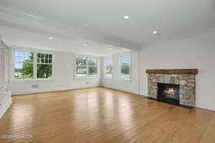 24 Hendrie Dr Ext, Old Greenwich, CT 06870 - Photo 21