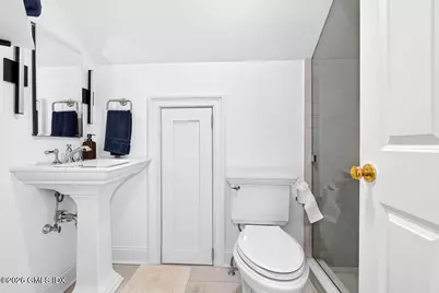 50 Londonderry Drive, Greenwich, CT 06830 - Photo 29