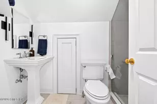 50 Londonderry Dr, Greenwich, CT 06830 - Photo 29