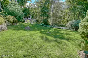50 Londonderry Dr, Greenwich, CT 06830 - Photo 31
