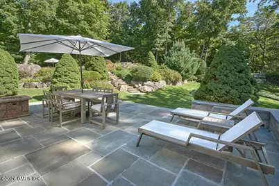 50 Londonderry Drive, Greenwich, CT 06830 - Photo 33
