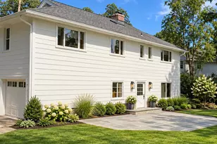 3 Hickory Dr, Greenwich, CT 06831 - Photo 3