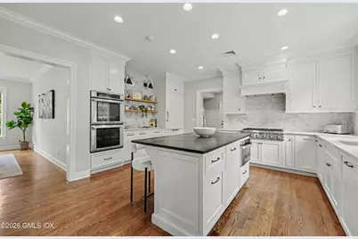 271 Overlook Drive, Greenwich, CT 06830 - Photo 9