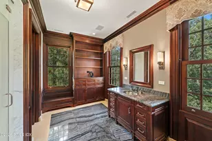 14 Meadow Ln, Greenwich, CT 06831 - Photo 25