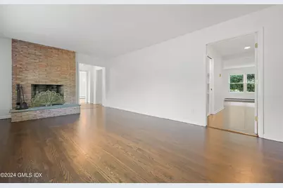 12 Rockland Place, Greenwich, CT 06831 - Photo 5