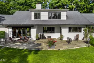 10 Parsonage Ln, Greenwich, CT 06830 - Photo 27