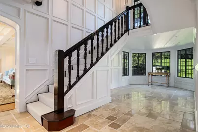 297 Shore Road, Greenwich, CT 06830 - Photo 3