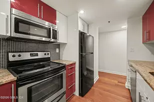 127 Greyrock Pl, Stamford, CT 06901 - Photo 11