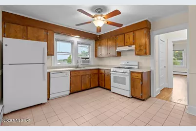 73 Cos Cob Avenue, Greenwich, CT 06807 - Photo 9