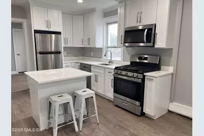 15 Beech Street #3S, Greenwich, CT 06830 - Photo 1