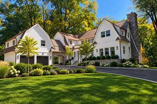 15 Zaccheus Mead Ln, Greenwich, CT 06831 - Photo 1