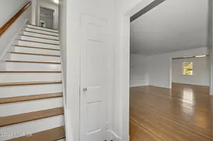 67 Benjamin St, Old Greenwich, CT 06870 - Photo 3