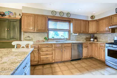 167 Henry Street #A, Greenwich, CT 06830 - Photo 13