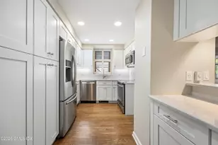 15 Lafayette Ct, Greenwich, CT 06830 - Photo 11