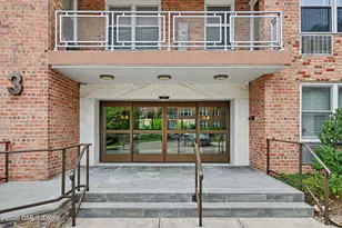 3 Putnam Hill Rd, Greenwich, CT 06830 - Photo 5