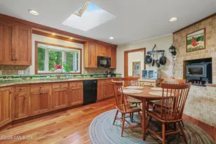 81 S Stonehedge Dr, Greenwich, CT 06831 - Photo 7